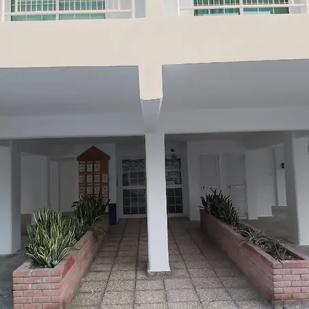 Lägenhet Apartment 104 Frixos Roulla